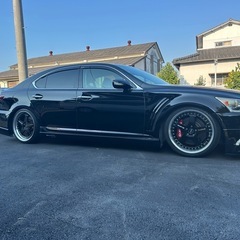 LS460 後期仕様　黒革　サンルーフの画像