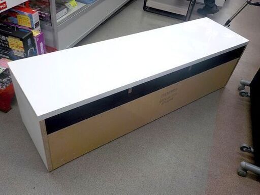 【美品】送料込み　テレビボード　テレビ台　ホワイト　ニトリ　幅150 現状品 ニトリ テレビ台幅150㎝ ローボード デューク ホワイト