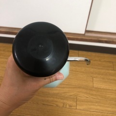 レトロ陶器ウォターサーバーの画像