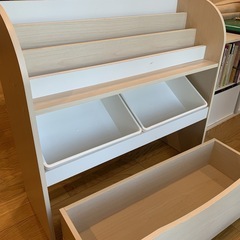 【取引中】絵本ラック　絵本棚の画像