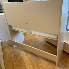 【取引中】絵本ラック　絵本棚の画像
