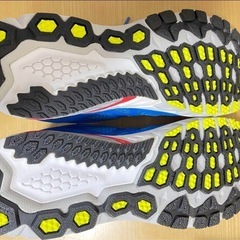 NEW BALANCE ランニングシューズM1040V5 ブルー ニューバランスの画像