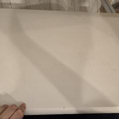 ニトリ折りたたみデスクの画像