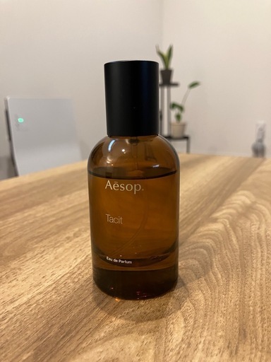 イソップ　タシット