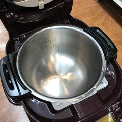 電気圧力鍋 象印 2018年製の画像