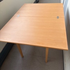 無料　ノーチェ 伸縮 エクステンション ダイニング　テーブルの画像