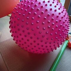 バランスボール　処分早い者勝ち　ピンク　美品　ダイエット　お子さまの体感的遊びにも　処分早い者勝ちの画像