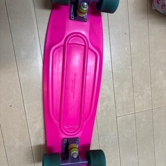 ペニー　スケボーの画像