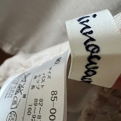 innowave 薄手のボレロの画像