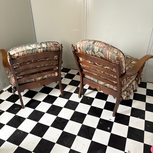 二脚セット　キツツキ　飛騨産業　穂高　オットマン　ボタニカル柄　レトロ 二脚セット キツツキ 飛騨産業 穂高 オットマン ボタニカル柄