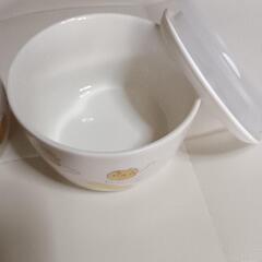 ぐてたまの食器の画像