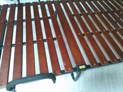 札幌市近郊の方限定！送料無料！高脚折り畳みシングルすのこベッド