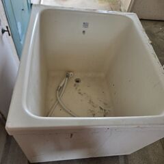 お風呂の浴槽の画像