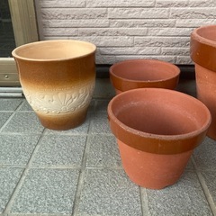 陶器の植木鉢いろいろセットの画像
