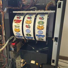 IGT 信長の野望 パチスロ機 4号機 おまけコイン付きの画像