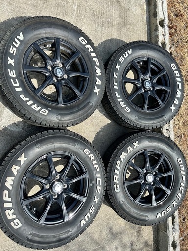 スタッドレスタイヤ(ホワイトレター)