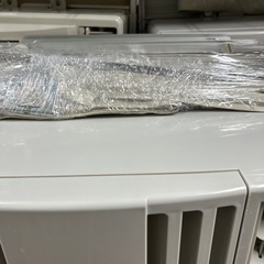 窓用エアコン コロナ 2021年製 取付枠 リモコン付の画像