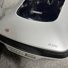 エプソン GT-X750 スキャナーの画像