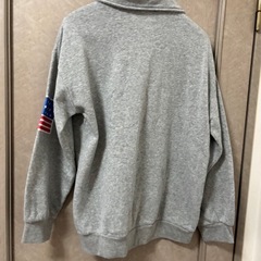 女性用トレーナーとパーカー　サイズLの画像