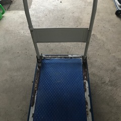 1000円台車錆びあり。走ります1台折りたたみの画像