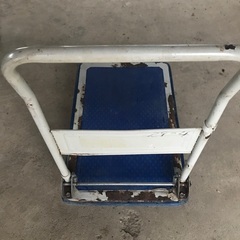 1000円台車錆びあり。走ります1台折りたたみの画像