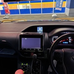 トヨタ・ヴォクシー‼️H26年車‼️4WDの画像