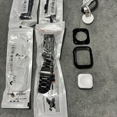 【美品・オマケ多数】Apple Watch 8 45mmの画像