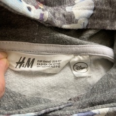 H&Mアナ雪パーカー裏起毛140cmの画像
