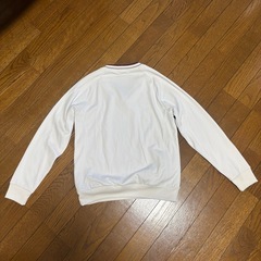 【掲載期間8/20まで】YONEX ホワイト Vネック 長袖 テニスウェアの画像
