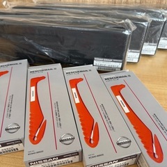 ◎新品未使用 日産純正三角停止板 レスキューハンマーのセットの画像