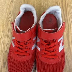 ニューバランス　new balance スニーカー　赤　21.5cm の画像
