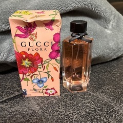香水 GUCCI 2点セット (F.K) 逆瀬川の香水の中古あげます・譲り