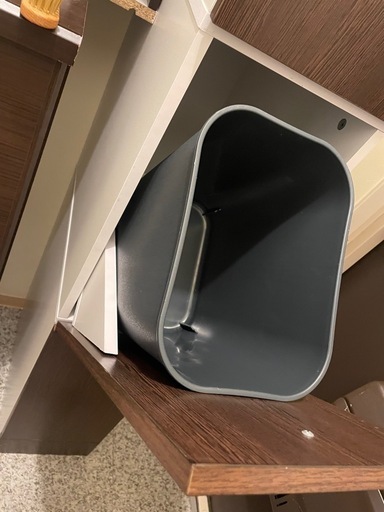 ダストボックス