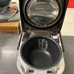 K2508-028 象印 圧力IH炊飯ジャー NP-WD10 2015年製 5.5合炊き 動作確認済み キズ汚れ有りの画像