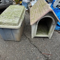 値引きしました。犬小屋と物入れケース2個セット、の画像