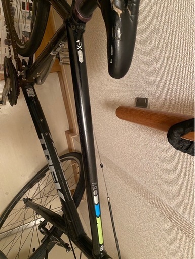 【希少カラー｜TREK FX 7.2 クロスバイク｜サイズ57cm（22.5