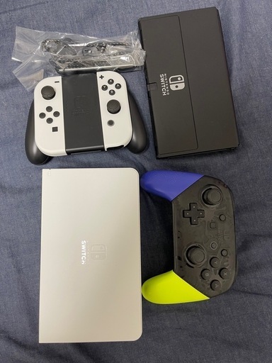 セット→Nintendo Switch とProコントローラーとマリオカート
