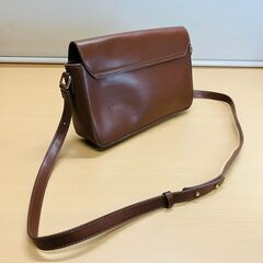 2WAY レザータッチフラップショルダーバッグ（ブラウン）の画像