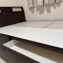 ダブルベッドフレーム&マットレスセットの画像