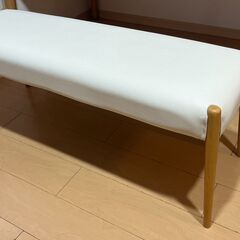 大塚家具　ダイニングテーブル　幅1350X奥行800X高さ720mmの画像