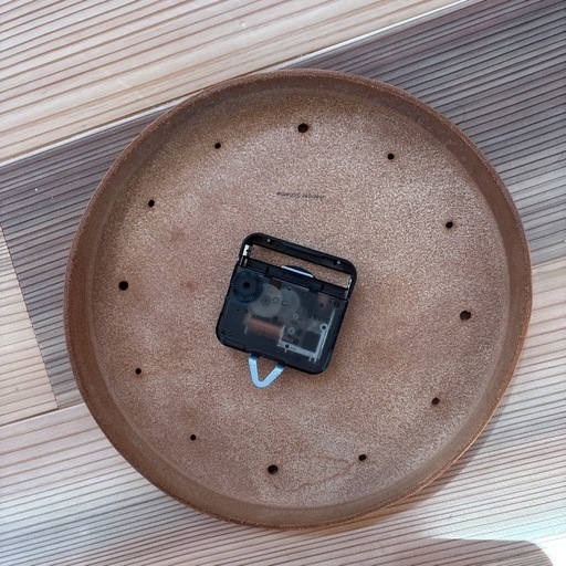 Hender Scheme clock natural