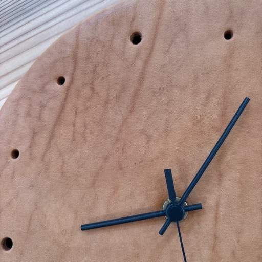 Hender Scheme clock natural