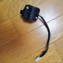 BETA　Rev3　純正　未使用　ハンドルスイッチ　キルスイッチ　ヘッドライトスイッチの画像