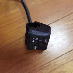 BETA　Rev3　純正　未使用　ハンドルスイッチ　キルスイッチ　ヘッドライトスイッチの画像