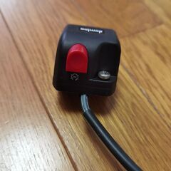 BETA　Rev3　純正　未使用　ハンドルスイッチ　キルスイッチ　ヘッドライトスイッチの画像