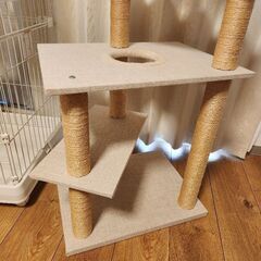 キャットタワーの画像