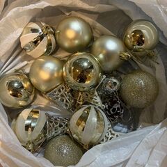【無料】クリスマスツリー　LED付き　150センチ　ホワイトオーナメントの画像