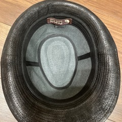 【美品】黒いレザー風フェドーラハットの画像