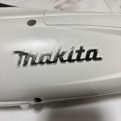掃除機　マキタ　急速バッテリー　充電器の画像