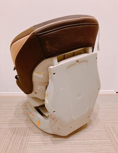 回転式チャイルドシート